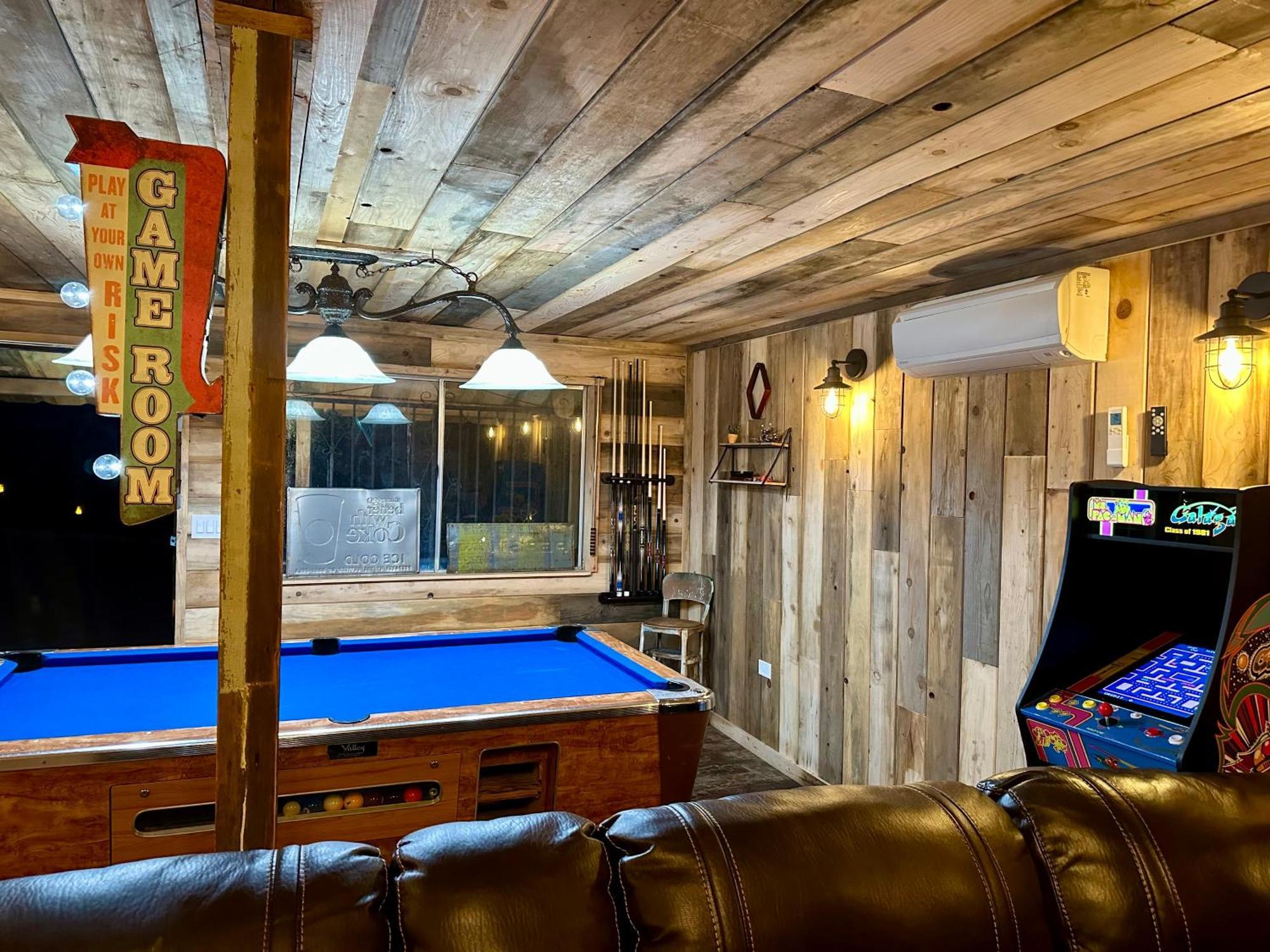 Homestay Enchanted Near Yosemite, View, Game Ahwahnee