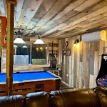 Enchanted Property Near Yosemite, View, Game Room